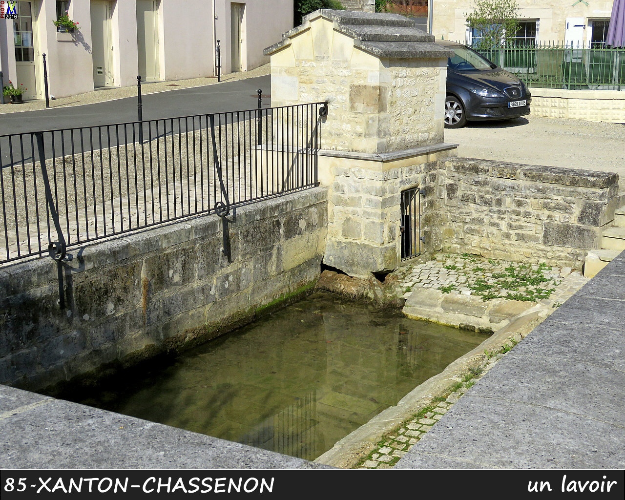 85XANTON-CHASSENON_lavoir_1012.jpg