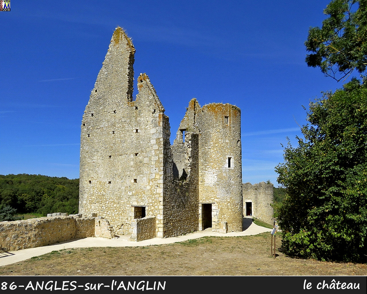 86ANGLES-S-ANGLIN_chateau_1118.jpg