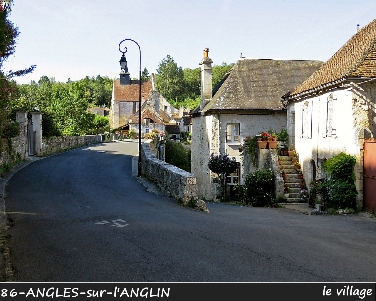 86ANGLES-S-ANGLIN_village_1088.jpg