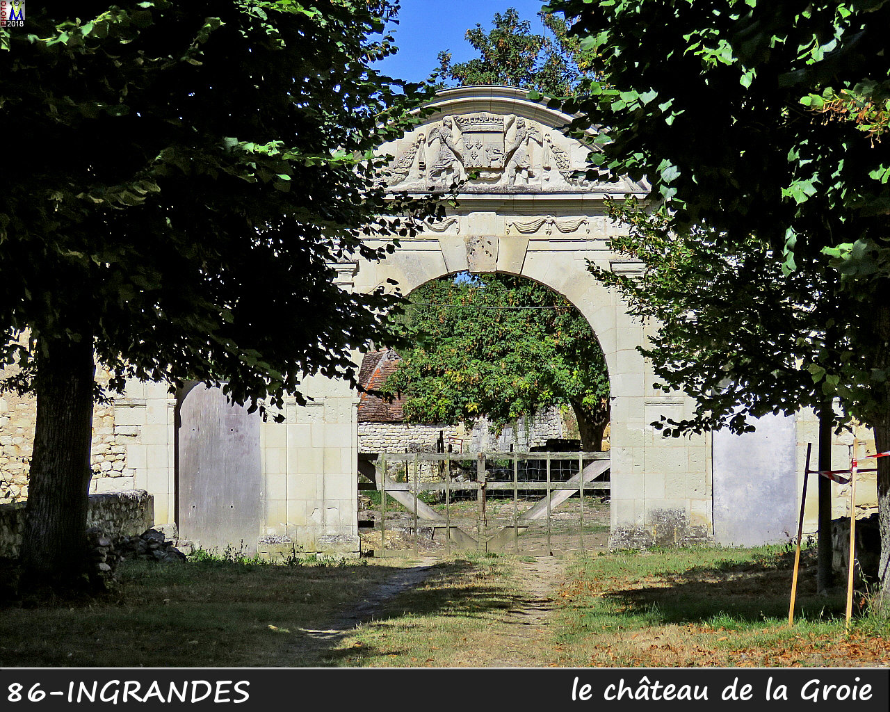 86INGRANDES_chateau_1002.jpg