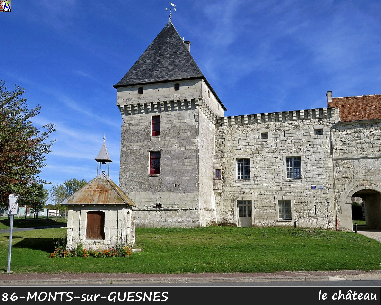 86MONTS-sur-GUESNES_chateau_106.jpg