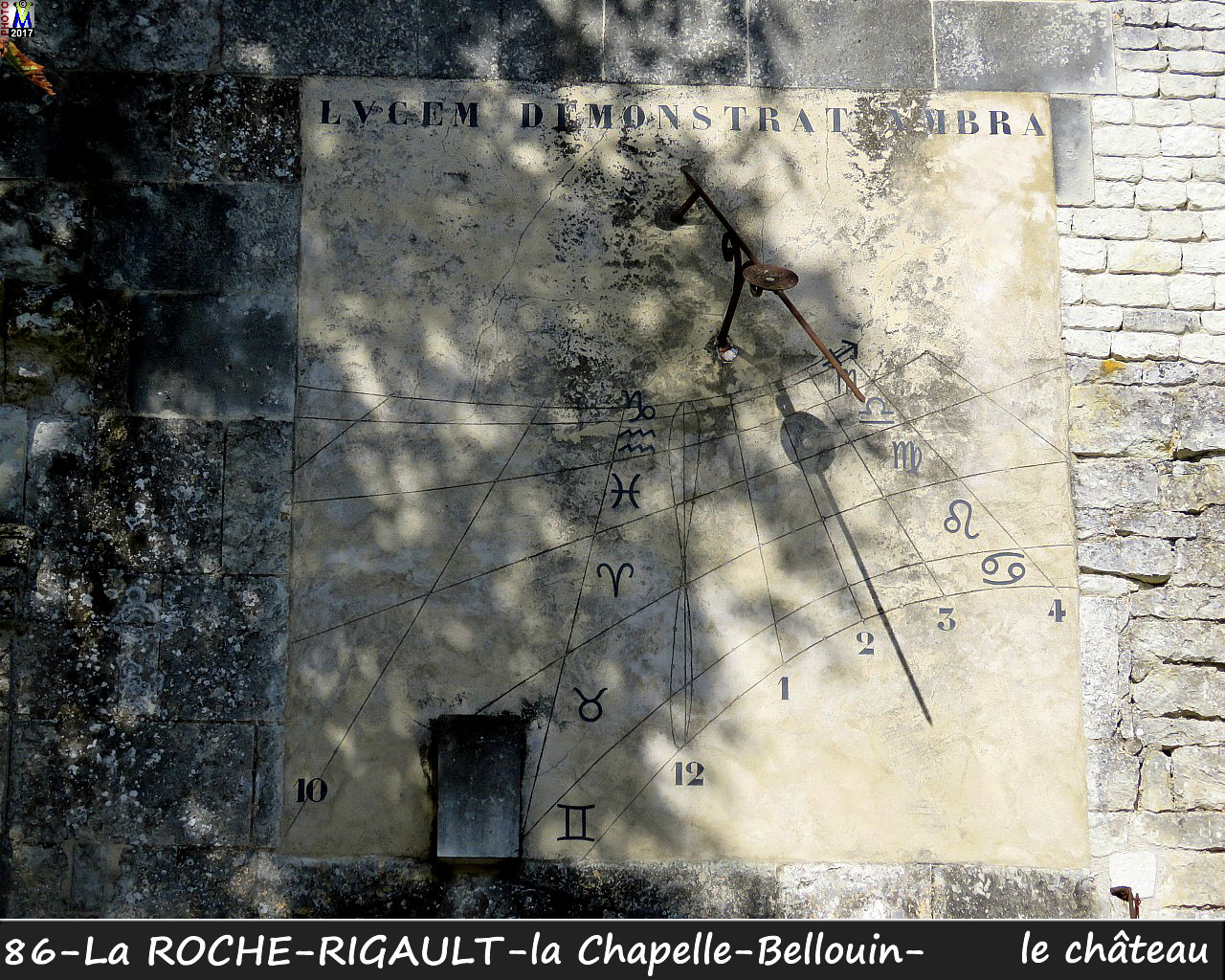 86ROCHE-RIGAULTzCHAPELLE-BELLOUIN_chateau_1014.jpg