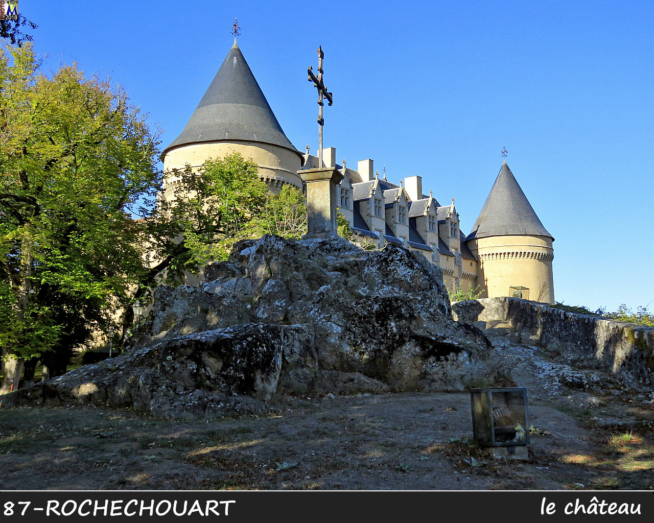 87ROCHECHOUART_chateau_1006.jpg