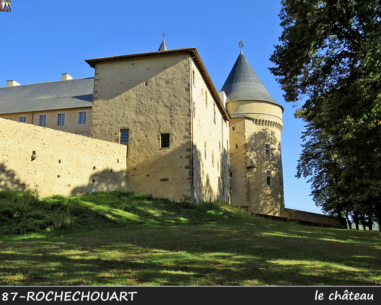 87ROCHECHOUART_chateau_1008.jpg
