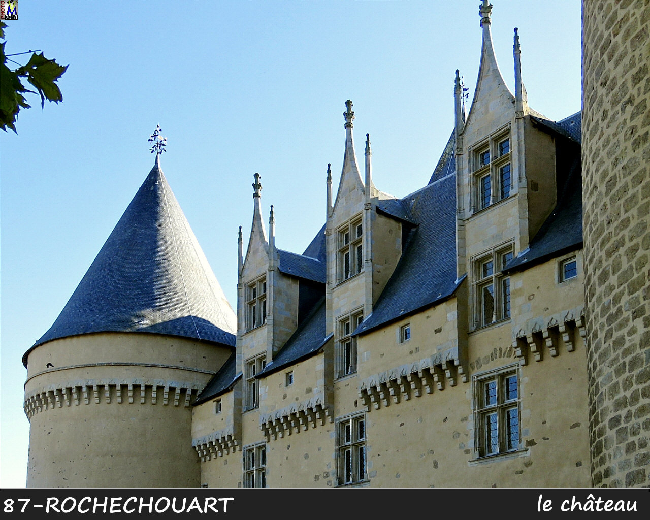 87ROCHECHOUART_chateau_1014.jpg