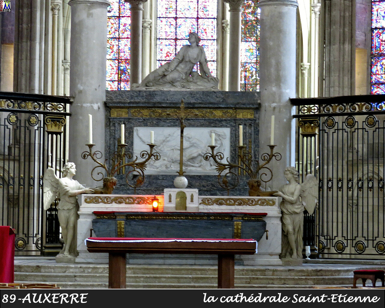 89AUXERRE_cathedrale_236.jpg