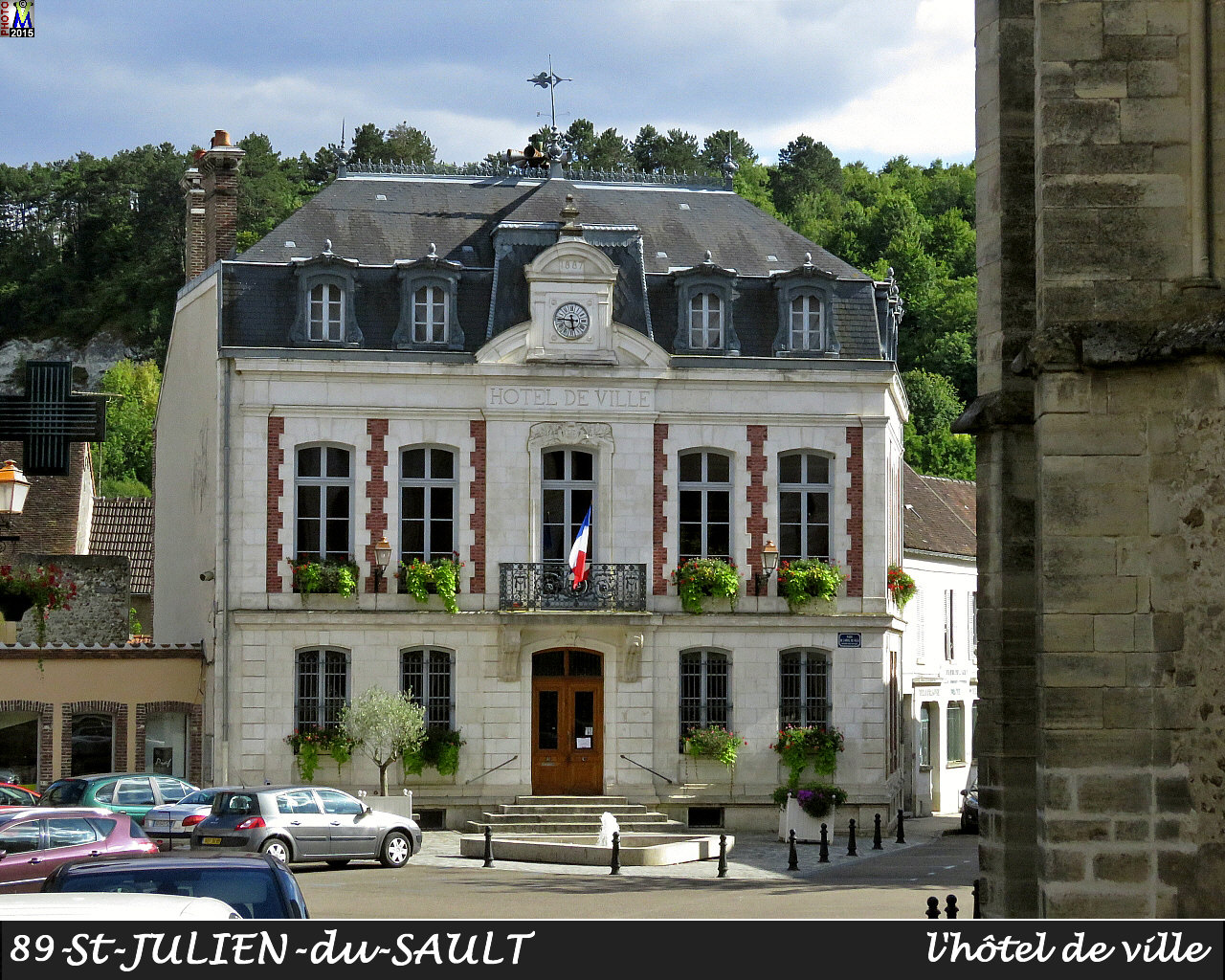 89StJULIEN-SAULT_mairie_100.jpg