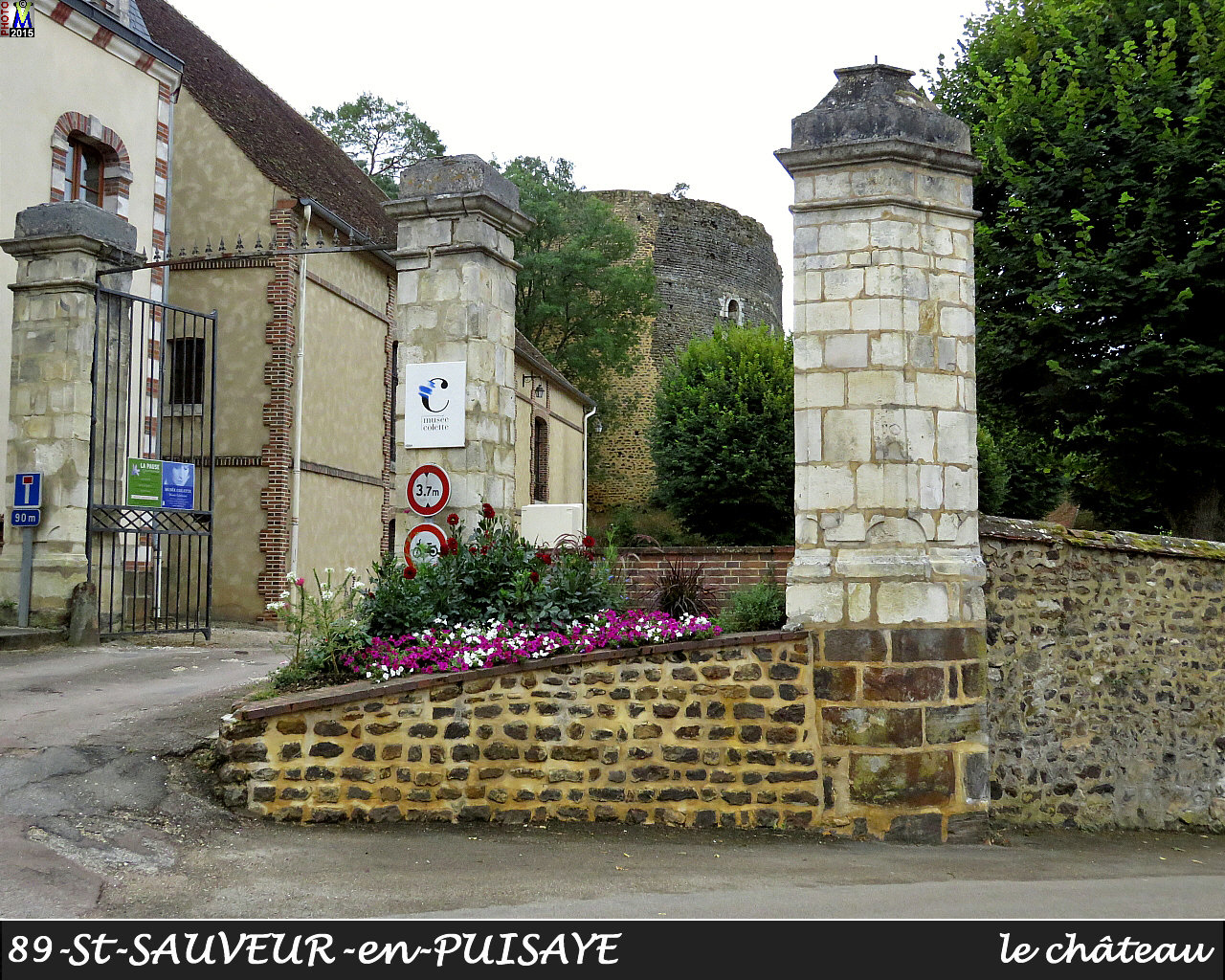 89StSAUVEUR-PUISAYE_chateau_102.jpg